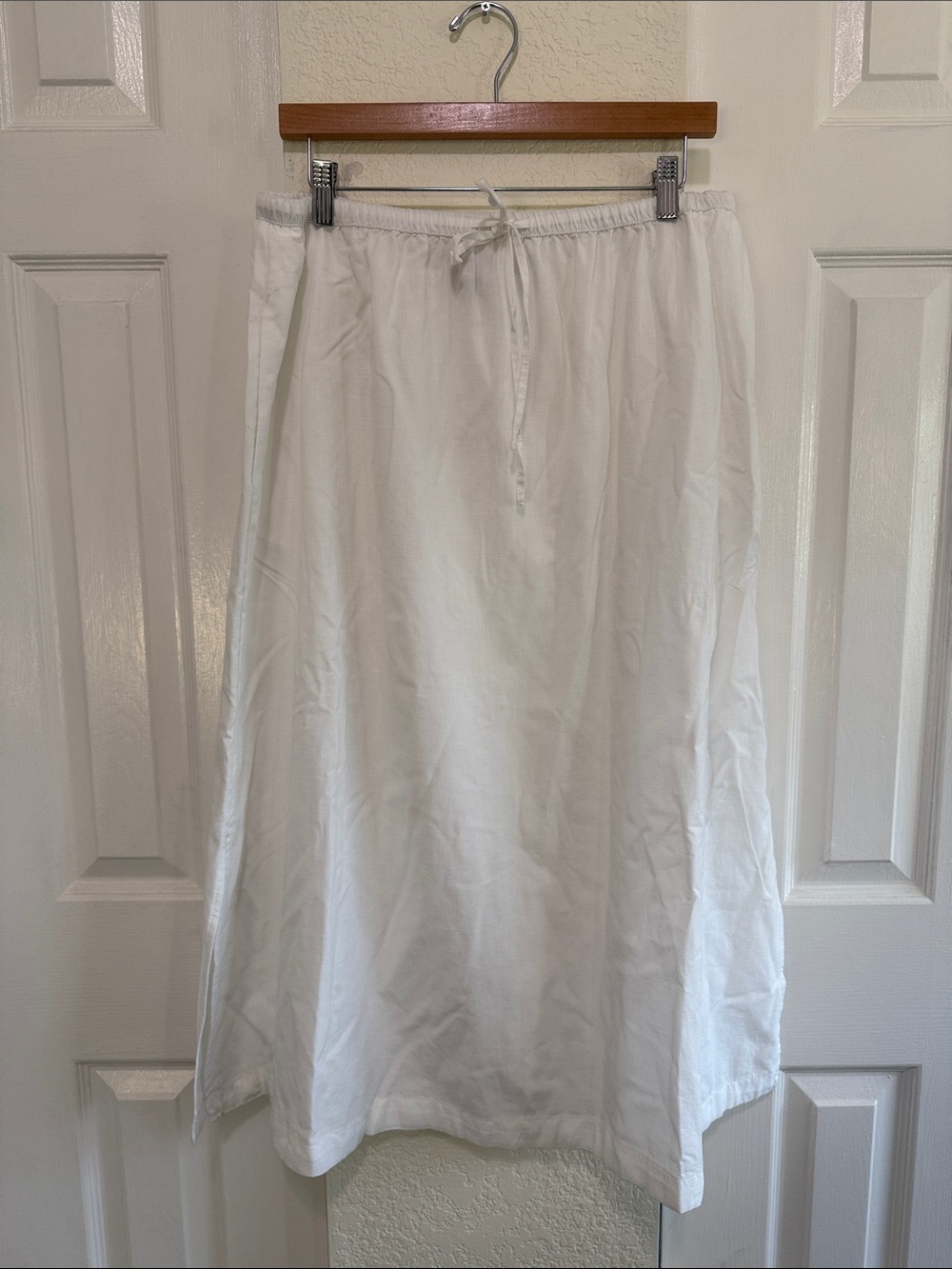 Universal Thread White A-Line Maxi Skirt with Drawstring Waist